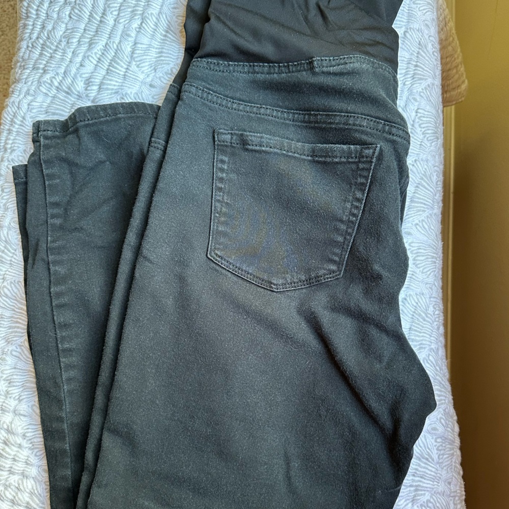 Maternity jeans, size 8